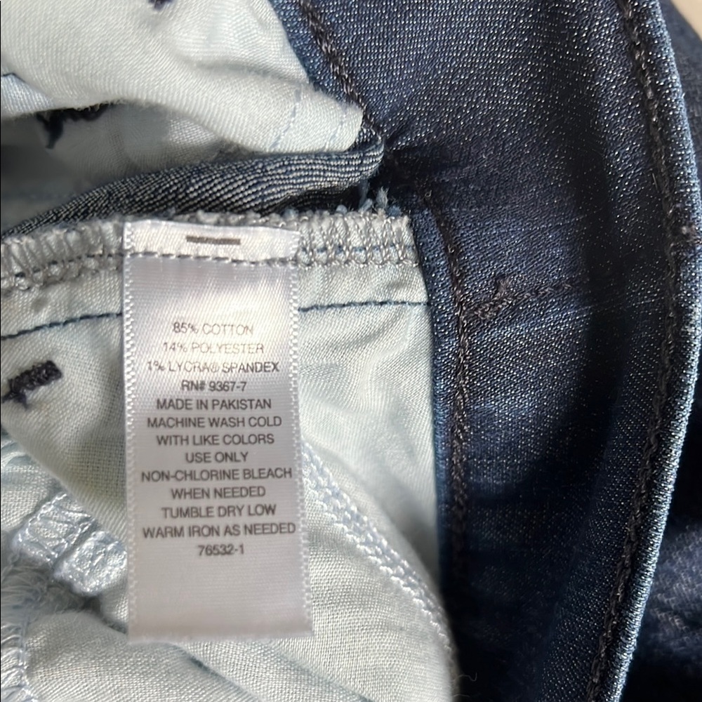 Classic Denim Women's Shorts - Picture 5 of 5